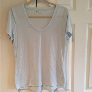 Athleta tee